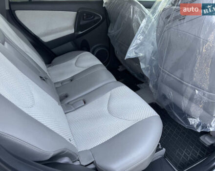 Сірий Тойота RAV4 EV, об'ємом двигуна 0 л та пробігом 119 тис. км за 11900 $, фото 16 на Automoto.ua