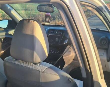 Серый Тойота RAV4 EV, объемом двигателя 0 л и пробегом 130 тыс. км за 8950 $, фото 31 на Automoto.ua