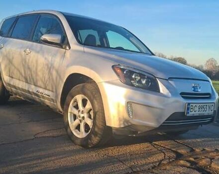 Серый Тойота RAV4 EV, объемом двигателя 0 л и пробегом 130 тыс. км за 8950 $, фото 21 на Automoto.ua