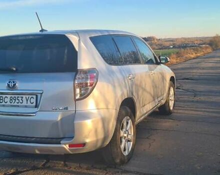 Серый Тойота RAV4 EV, объемом двигателя 0 л и пробегом 130 тыс. км за 8950 $, фото 22 на Automoto.ua