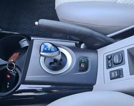 Серый Тойота RAV4 EV, объемом двигателя 0 л и пробегом 130 тыс. км за 8950 $, фото 2 на Automoto.ua