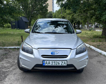 Сірий Тойота RAV4 EV, об'ємом двигуна 0 л та пробігом 195 тис. км за 9000 $, фото 1 на Automoto.ua