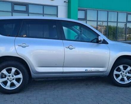 Тойота RAV4 EV 2014 в Нововолынск на Automoto.ua Серый Тойота RAV4 EV, объемом двигателя 0 л и пробегом 130 тыс. км за 9250 $, фото 23 на Automoto.ua