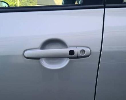 Серый Тойота RAV4 EV, объемом двигателя 0 л и пробегом 130 тыс. км за 8950 $, фото 14 на Automoto.ua