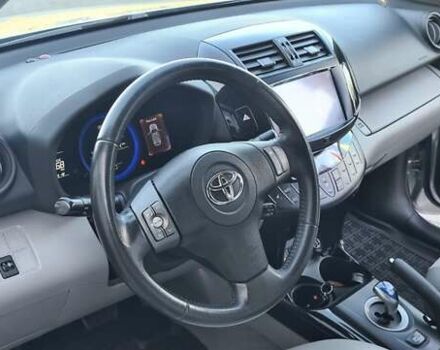 Тойота RAV4 EV 2014 в Нововолынск на Automoto.ua Серый Тойота RAV4 EV, объемом двигателя 0 л и пробегом 130 тыс. км за 9250 $, фото 10 на Automoto.ua