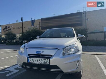 Сірий Тойота RAV4 EV, об'ємом двигуна 0 л та пробігом 97 тис. км за 11900 $, фото 1 на Automoto.ua