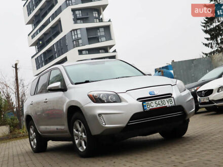 Тойота RAV4 EV 2014 в Львове на Automoto.ua Серый Тойота RAV4 EV, объемом двигателя 0 л и пробегом 74 тыс. км за 13200 $, фото 1 на Automoto.ua
