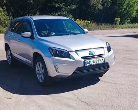 Серый Тойота RAV4 EV, объемом двигателя 0 л и пробегом 126 тыс. км за 10700 $, фото 1 на Automoto.ua