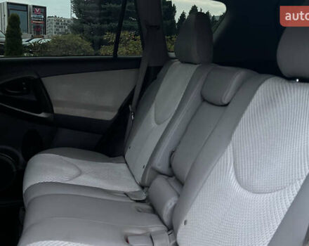 Тойота RAV4 EV 2013 в Львове на Automoto.ua Синий Тойота RAV4 EV, объемом двигателя 0 л и пробегом 230 тыс. км за 8999 $, фото 18 на Automoto.ua