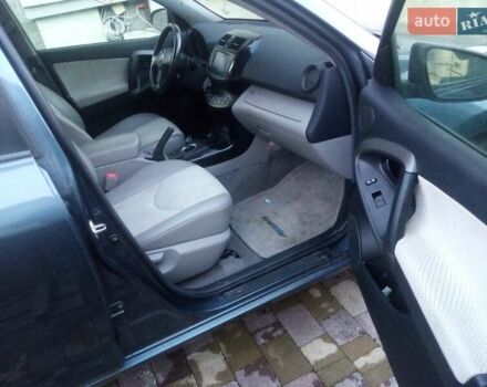 Синій Тойота RAV4 EV, об'ємом двигуна 0 л та пробігом 161 тис. км за 8999 $, фото 6 на Automoto.ua