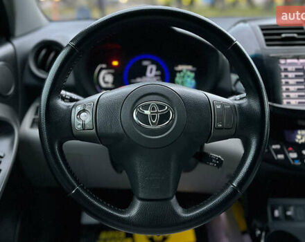 Тойота RAV4 EV 2013 в Львове на Automoto.ua Синий Тойота RAV4 EV, объемом двигателя 0 л и пробегом 230 тыс. км за 8999 $, фото 9 на Automoto.ua