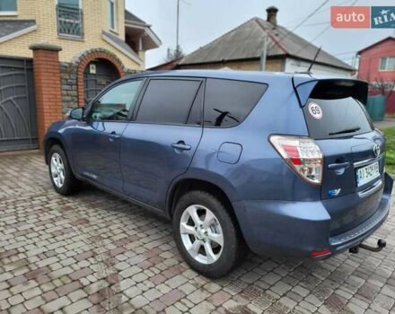 Синій Тойота RAV4 EV, об'ємом двигуна 0 л та пробігом 222 тис. км за 9999 $, фото 4 на Automoto.ua