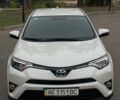 Білий Тойота RAV4 PHEV, об'ємом двигуна 2.49 л та пробігом 70 тис. км за 22700 $, фото 1 на Automoto.ua