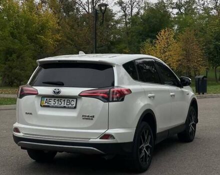 Білий Тойота RAV4 PHEV, об'ємом двигуна 2.49 л та пробігом 70 тис. км за 22700 $, фото 6 на Automoto.ua