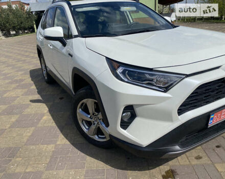 Белый Тойота RAV4 PHEV, объемом двигателя 2.49 л и пробегом 72 тыс. км за 37800 $, фото 18 на Automoto.ua