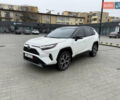 Білий Тойота RAV4 PHEV, об'ємом двигуна 0 л та пробігом 44 тис. км за 38500 $, фото 1 на Automoto.ua