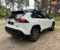 Белый Тойота RAV4 PHEV, объемом двигателя 0 л и пробегом 9 тыс. км за 44200 $, фото 5 на Automoto.ua