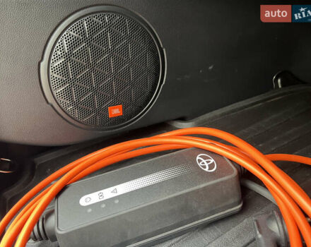 Белый Тойота RAV4 PHEV, объемом двигателя 0 л и пробегом 9 тыс. км за 44200 $, фото 40 на Automoto.ua