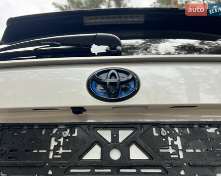 Белый Тойота RAV4 PHEV, объемом двигателя 0 л и пробегом 9 тыс. км за 44200 $, фото 17 на Automoto.ua
