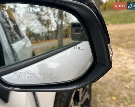 Белый Тойота RAV4 PHEV, объемом двигателя 0 л и пробегом 9 тыс. км за 44200 $, фото 44 на Automoto.ua