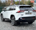 Белый Тойота RAV4 PHEV, объемом двигателя 2.5 л и пробегом 10 тыс. км за 44000 $, фото 8 на Automoto.ua