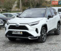 Белый Тойота RAV4 PHEV, объемом двигателя 2.5 л и пробегом 10 тыс. км за 44000 $, фото 5 на Automoto.ua