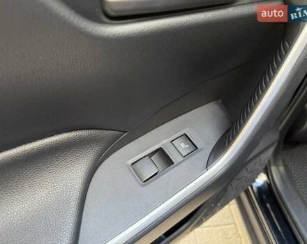 Черный Тойота RAV4 PHEV, объемом двигателя 2.49 л и пробегом 71 тыс. км за 40990 $, фото 16 на Automoto.ua