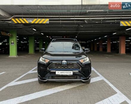 Черный Тойота RAV4 PHEV, объемом двигателя 2.49 л и пробегом 71 тыс. км за 43990 $, фото 2 на Automoto.ua