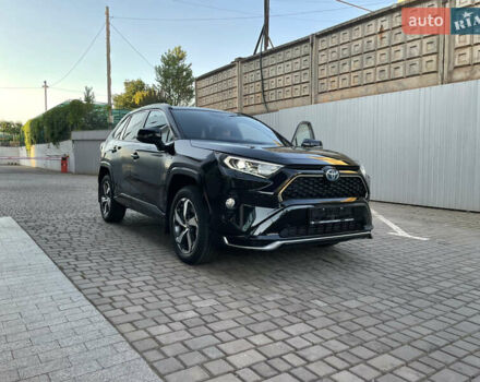 Черный Тойота RAV4 PHEV, объемом двигателя 2.49 л и пробегом 120 тыс. км за 46000 $, фото 2 на Automoto.ua