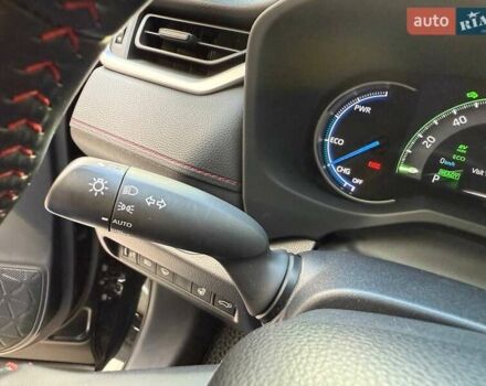Черный Тойота RAV4 PHEV, объемом двигателя 2.49 л и пробегом 71 тыс. км за 43990 $, фото 19 на Automoto.ua