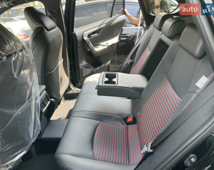 Черный Тойота RAV4 PHEV, объемом двигателя 2.49 л и пробегом 120 тыс. км за 46000 $, фото 3 на Automoto.ua