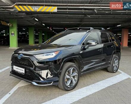 Черный Тойота RAV4 PHEV, объемом двигателя 2.49 л и пробегом 71 тыс. км за 40990 $, фото 3 на Automoto.ua