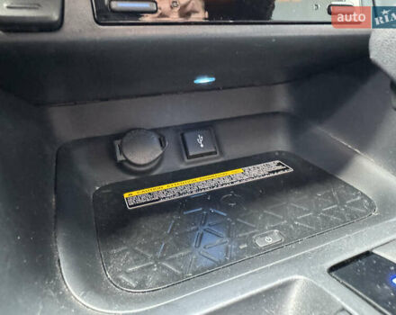 Красный Тойота RAV4 PHEV, объемом двигателя 2.49 л и пробегом 81 тыс. км за 42000 $, фото 30 на Automoto.ua