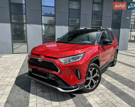 Красный Тойота RAV4 PHEV, объемом двигателя 2.49 л и пробегом 81 тыс. км за 42000 $, фото 3 на Automoto.ua
