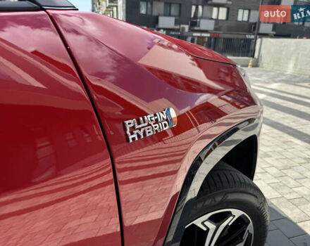 Красный Тойота RAV4 PHEV, объемом двигателя 2.49 л и пробегом 81 тыс. км за 42000 $, фото 10 на Automoto.ua