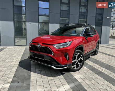 Красный Тойота RAV4 PHEV, объемом двигателя 2.49 л и пробегом 81 тыс. км за 42000 $, фото 2 на Automoto.ua