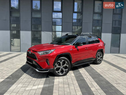 Тойота RAV4 PHEV 2021 в Львове на Automoto.ua Красный Тойота RAV4 PHEV, объемом двигателя 2.49 л и пробегом 81 тыс. км за 42000 $, фото 1 на Automoto.ua