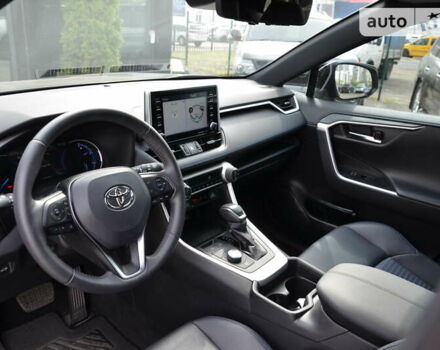 Тойота RAV4 PHEV, об'ємом двигуна 2.49 л та пробігом 33 тис. км за 40000 $, фото 16 на Automoto.ua