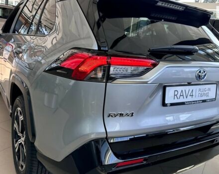 Тойота RAV4 PHEV, объемом двигателя 2.49 л и пробегом 0 тыс. км за 59768 $, фото 4 на Automoto.ua