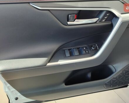 купить новое авто Тойота RAV4 PHEV 2024 года от официального дилера Тойота Центр Чернігів «Соллі-Плюс» Тойота фото