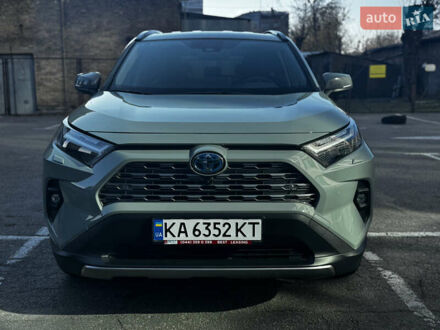 Тойота RAV4 PHEV 2023 в Киеве на Automoto.ua Тойота RAV4 PHEV, объемом двигателя 2.49 л и пробегом 25 тыс. км за 43000 $, фото 1 на Automoto.ua