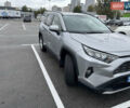Сірий Тойота RAV4 PHEV, об'ємом двигуна 2.49 л та пробігом 137 тис. км за 29900 $, фото 3 на Automoto.ua
