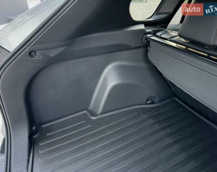 Серый Тойота RAV4 PHEV, объемом двигателя 2.49 л и пробегом 87 тыс. км за 36000 $, фото 60 на Automoto.ua