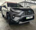 Серый Тойота RAV4 PHEV, объемом двигателя 2.49 л и пробегом 183 тыс. км за 31500 $, фото 11 на Automoto.ua