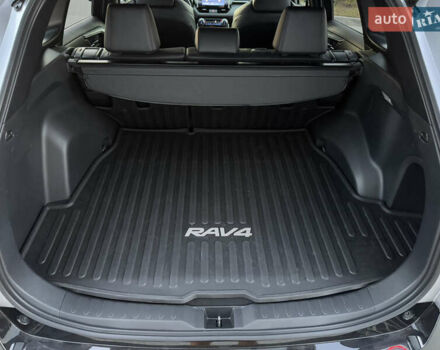 Серый Тойота RAV4 PHEV, объемом двигателя 2.49 л и пробегом 87 тыс. км за 36000 $, фото 59 на Automoto.ua