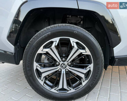Серый Тойота RAV4 PHEV, объемом двигателя 2.49 л и пробегом 87 тыс. км за 36000 $, фото 27 на Automoto.ua