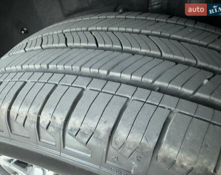 Серый Тойота RAV4 PHEV, объемом двигателя 2.49 л и пробегом 87 тыс. км за 36000 $, фото 29 на Automoto.ua