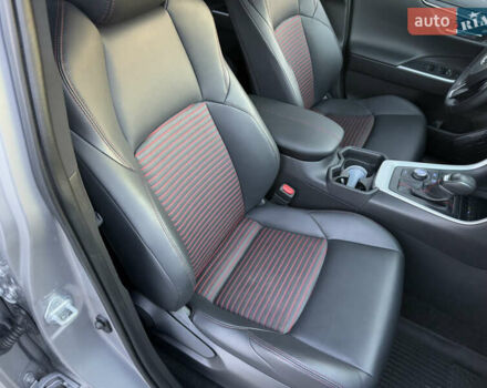 Серый Тойота RAV4 PHEV, объемом двигателя 2.49 л и пробегом 87 тыс. км за 36000 $, фото 39 на Automoto.ua