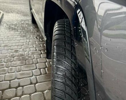 Серый Тойота RAV4 PHEV, объемом двигателя 2.49 л и пробегом 183 тыс. км за 31500 $, фото 1 на Automoto.ua