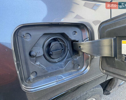 Серый Тойота RAV4 PHEV, объемом двигателя 2.49 л и пробегом 149 тыс. км за 37500 $, фото 24 на Automoto.ua